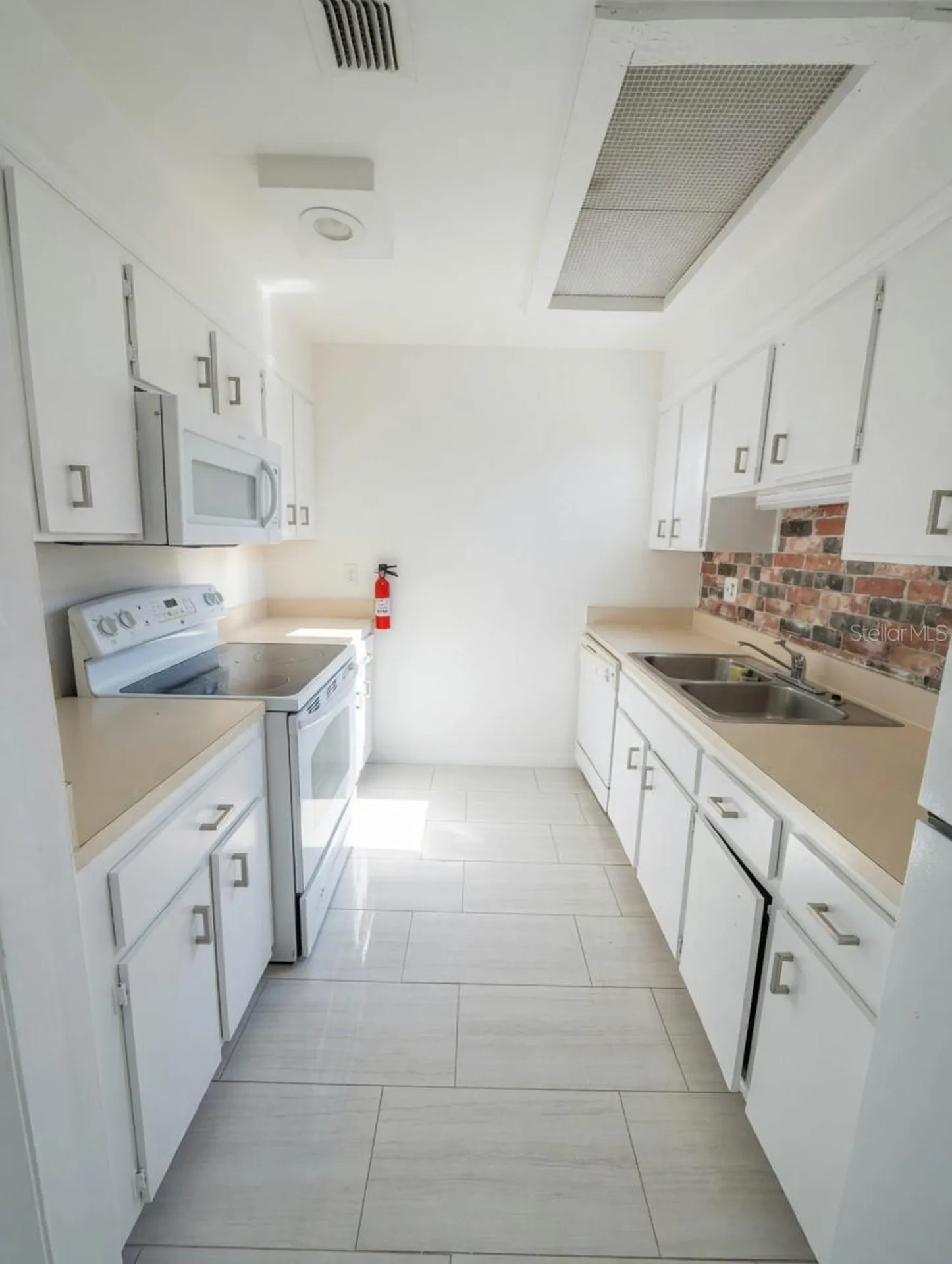 4103 Spitfire Avenue Kissimmee FL 34741