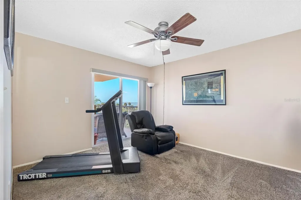 7430 Sunshine Skyway Lane S St Petersburg FL 33711
