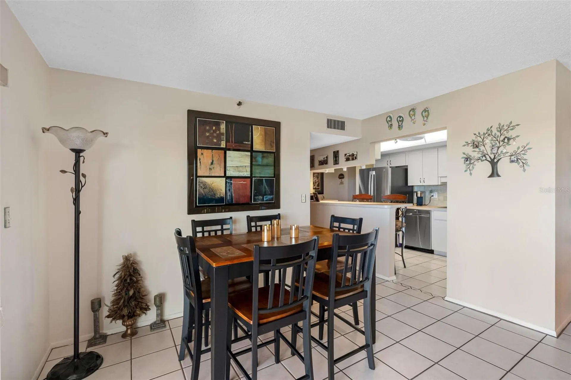 7430 Sunshine Skyway Lane S St Petersburg FL 33711