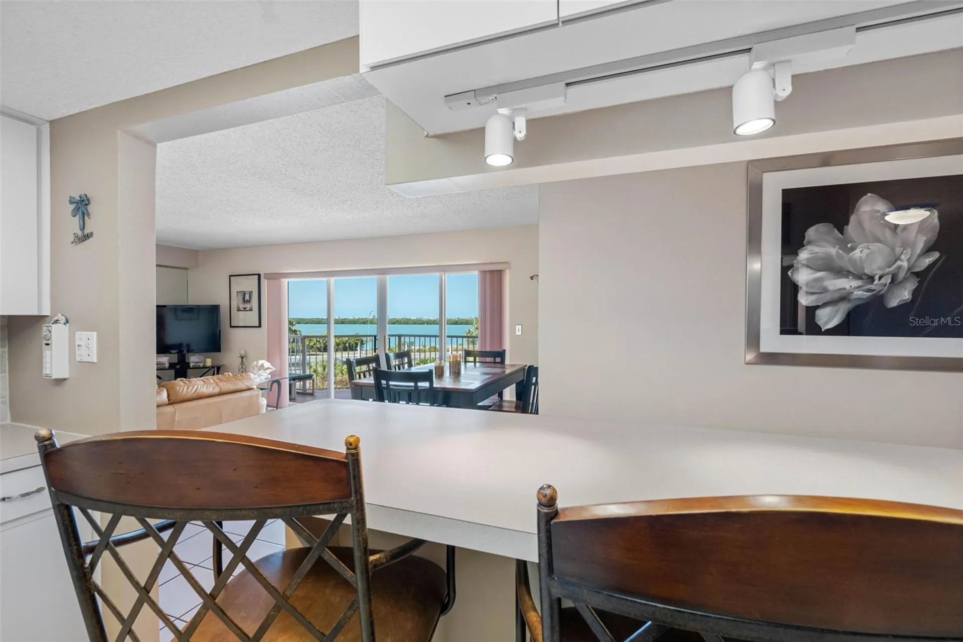 7430 Sunshine Skyway Lane S St Petersburg FL 33711