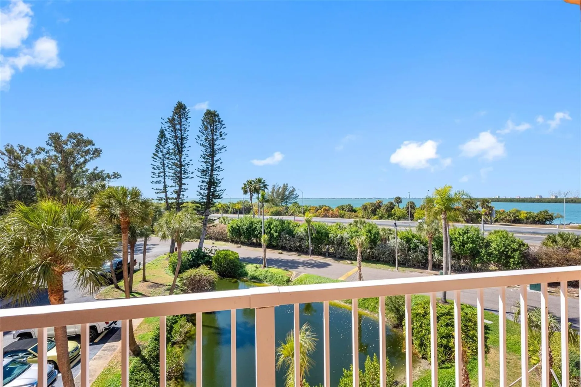 7430 Sunshine Skyway Lane S St Petersburg FL 33711