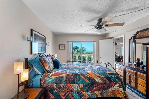 7430 Sunshine Skyway Lane S St Petersburg FL 33711
