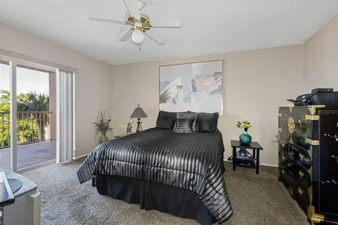 7430 Sunshine Skyway Lane S St Petersburg FL 33711