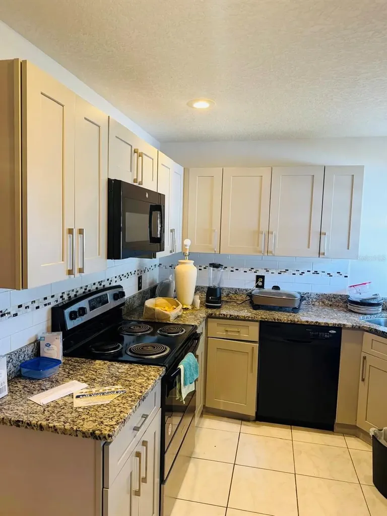 2910 Vienna Lane Kissimmee FL 34744