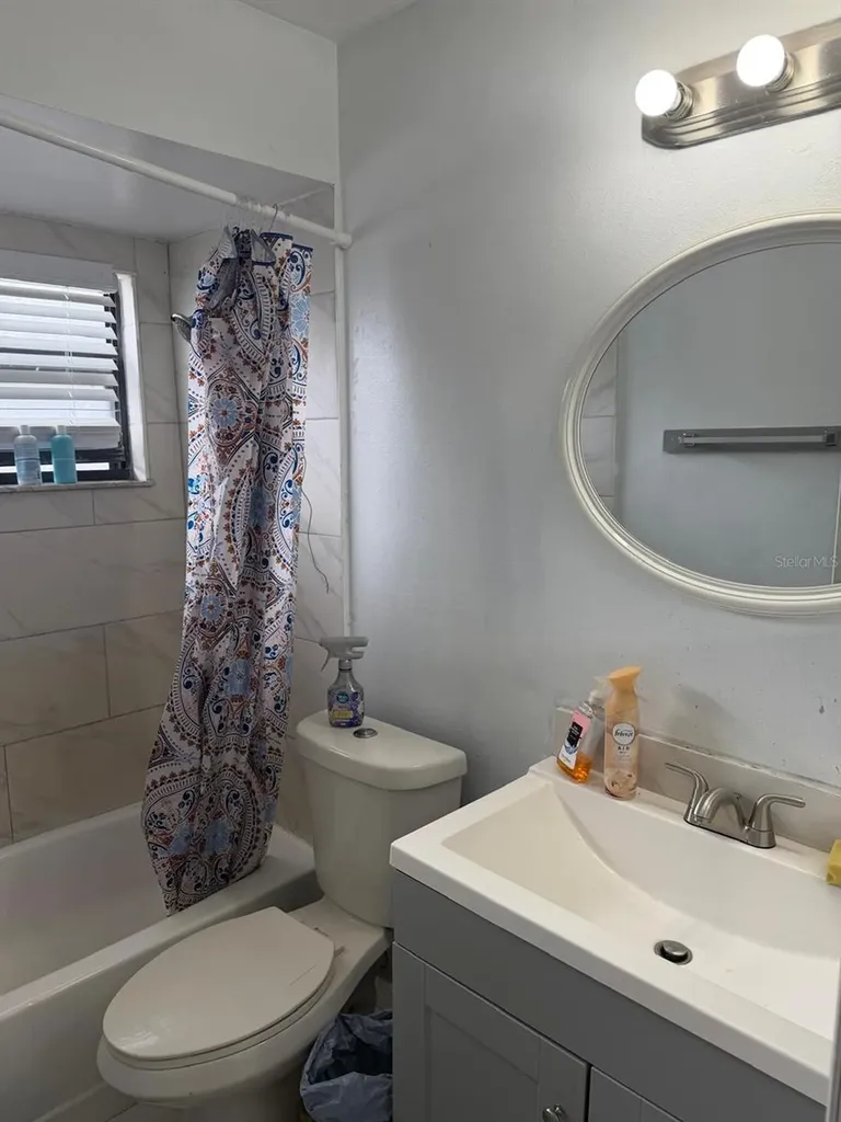 2910 Vienna Lane Kissimmee FL 34744