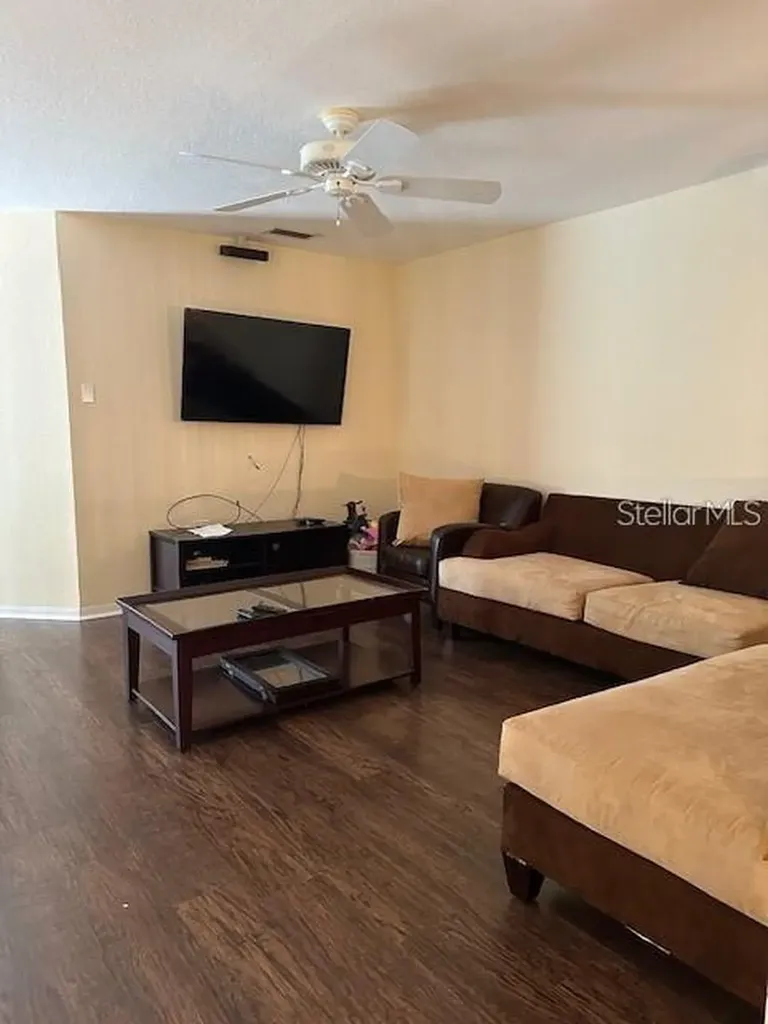 1746 Heron Cove Drive Lutz FL 33549