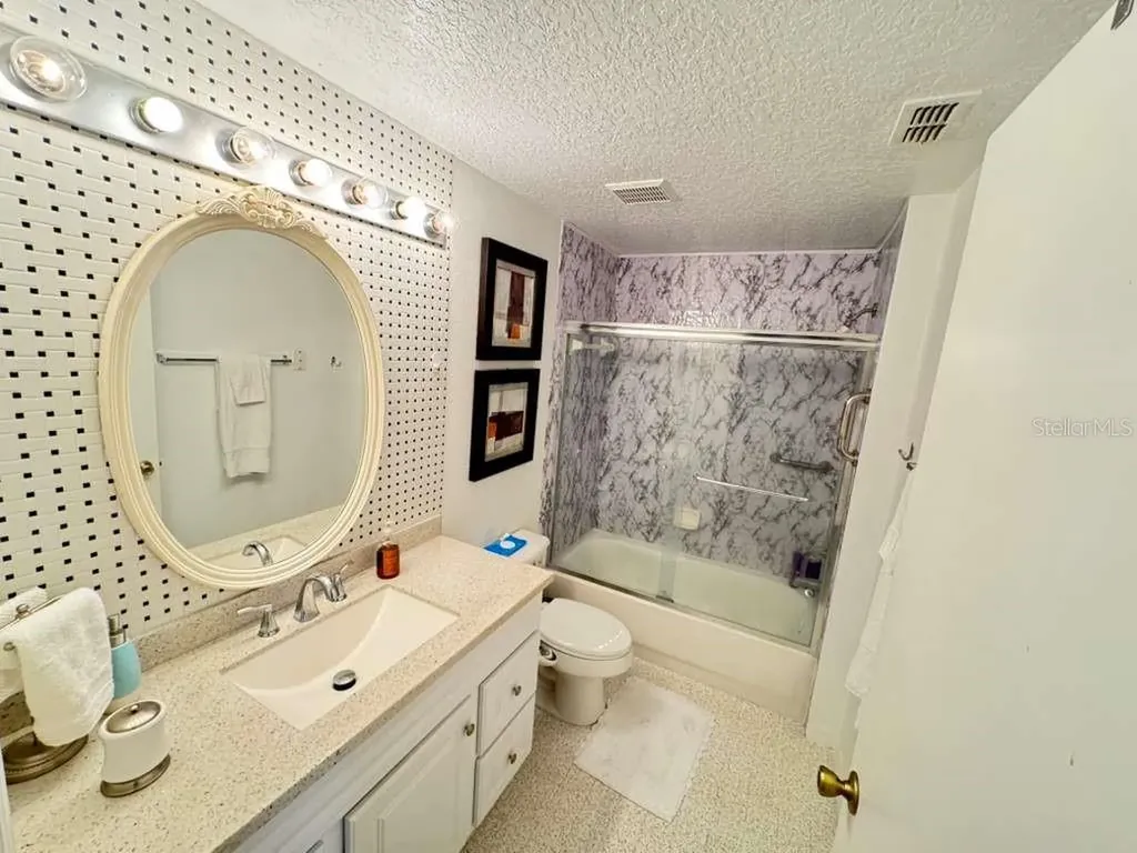 5560 Metrowest Boulevard Orlando FL 32811