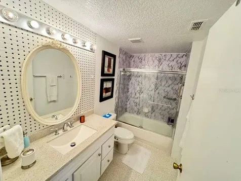 5560 Metrowest Boulevard Orlando FL 32811