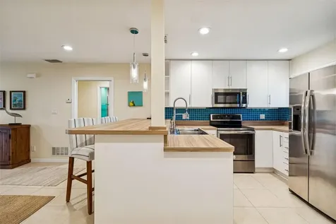 29129 Bay Hollow Drive Wesley Chapel FL 33543