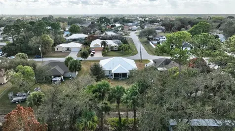 1589 SW Fortune Road Port St Lucie FL 34953