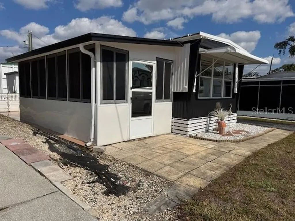 5639 Riverview Drive New Port Richey FL 34652