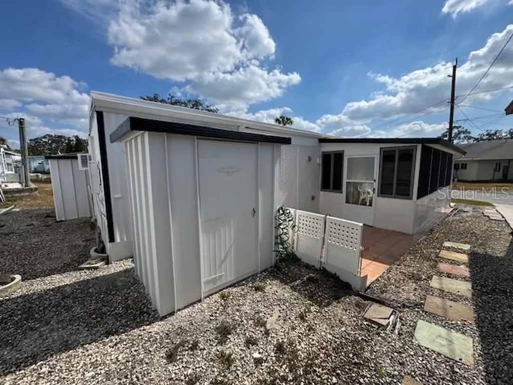 5639 Riverview Drive New Port Richey FL 34652