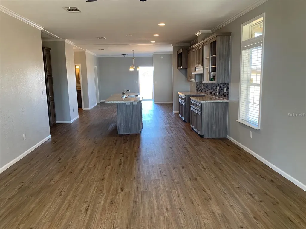 2542 Mountain Lake Cutoff Road Lake Wales FL 33859