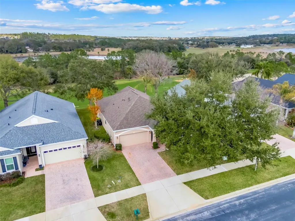 2390 Caledonian Street Clermont FL 34711