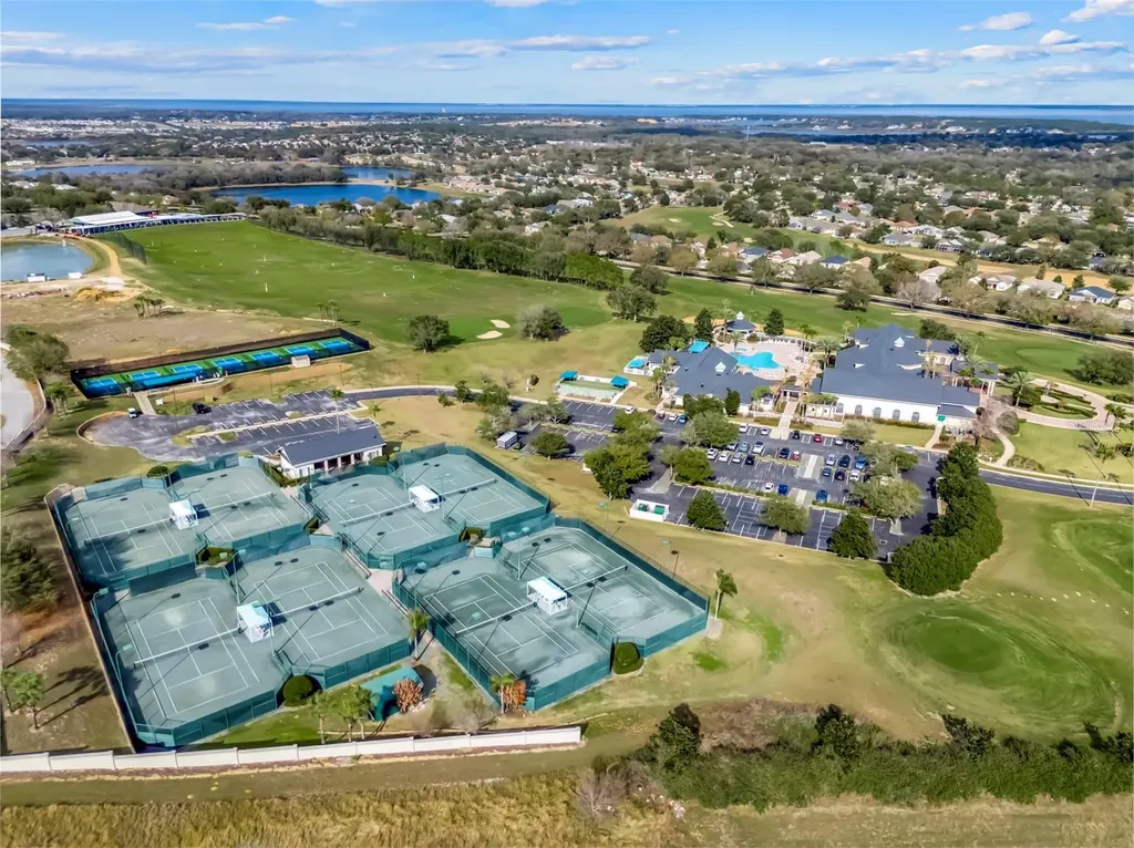 2390 Caledonian Street Clermont FL 34711