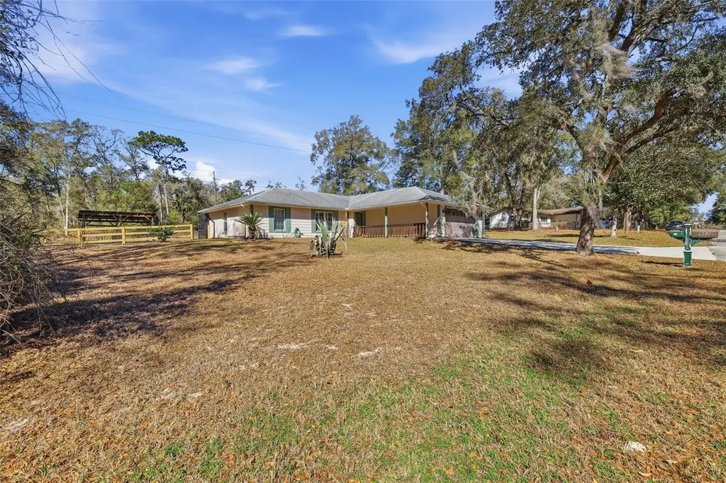 952 N Savary Avenue Inverness FL 34453