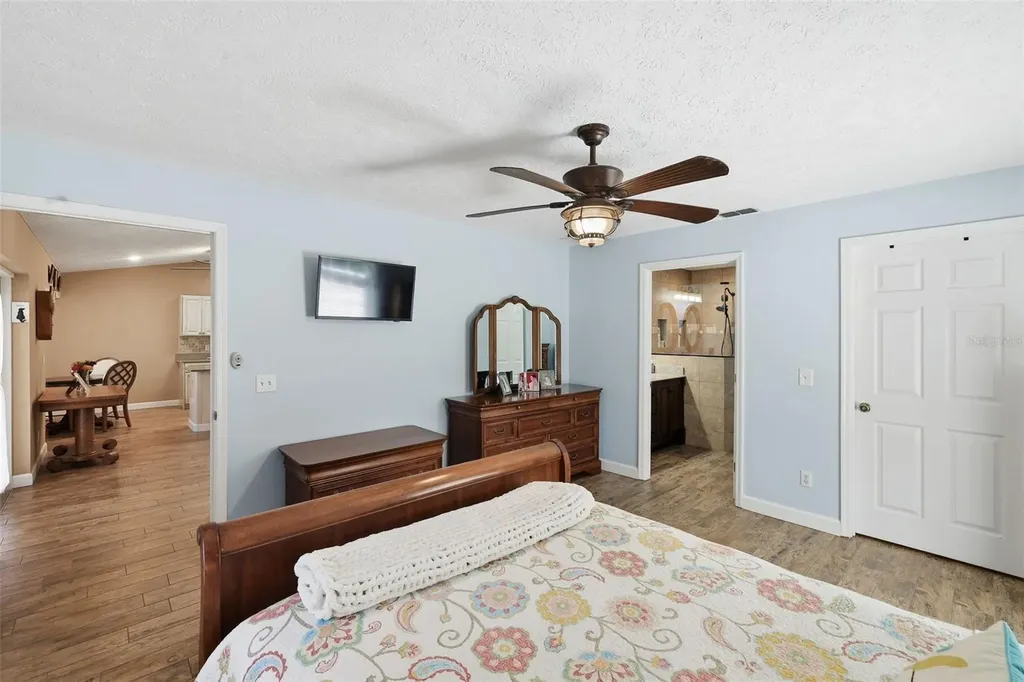 952 N Savary Avenue Inverness FL 34453
