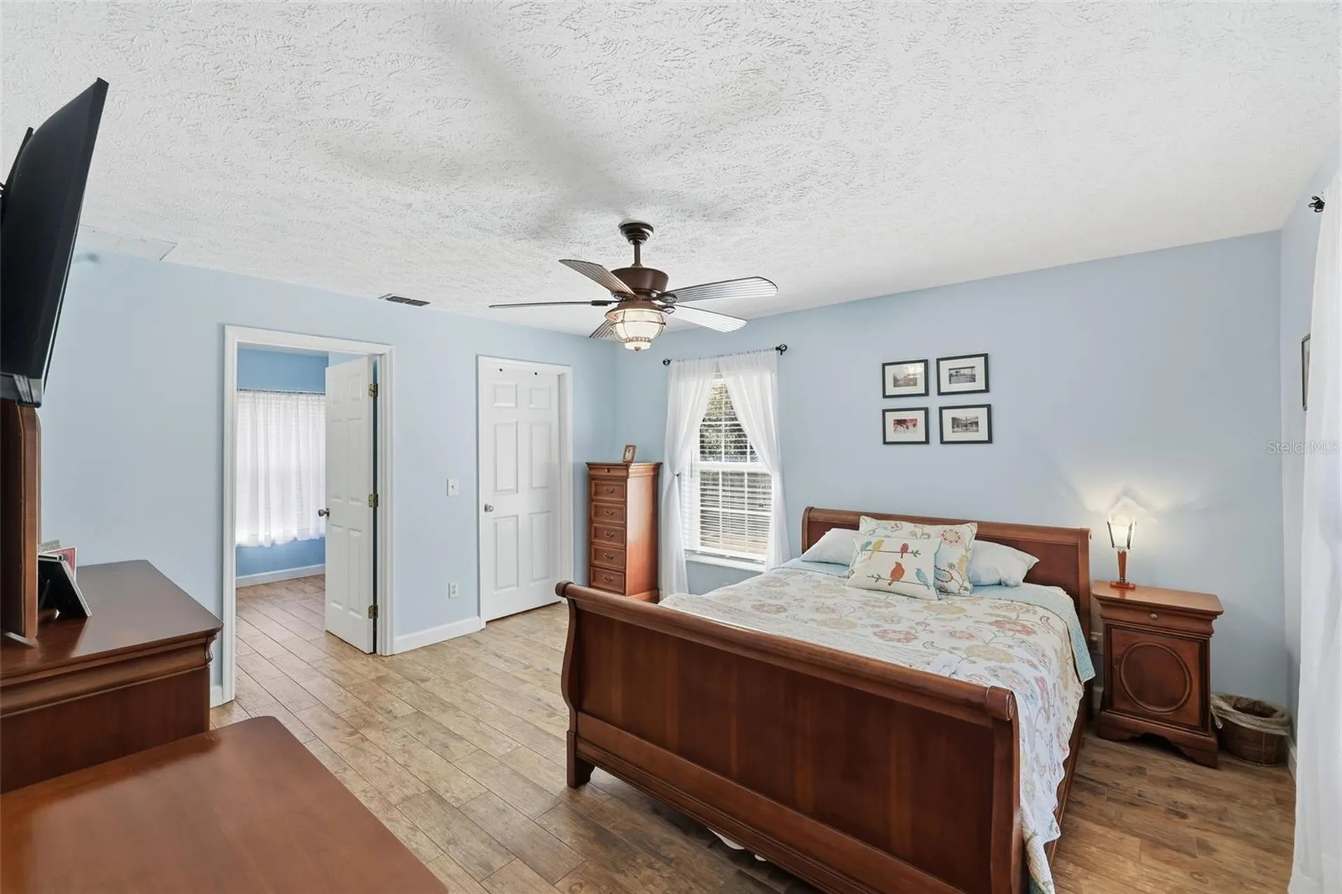 952 N Savary Avenue Inverness FL 34453