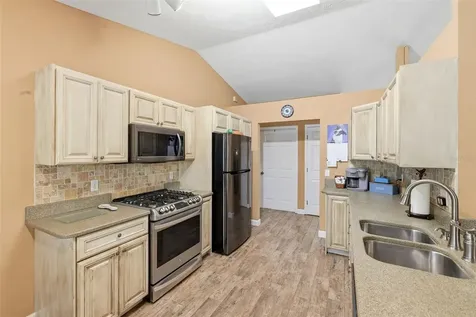 952 N Savary Avenue Inverness FL 34453