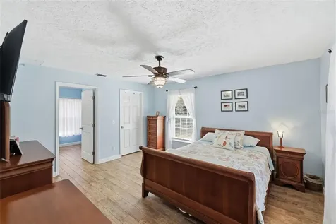 952 N Savary Avenue Inverness FL 34453