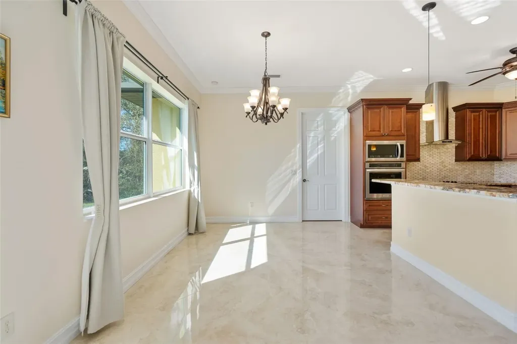1900 Colleen Street Sarasota FL 34231