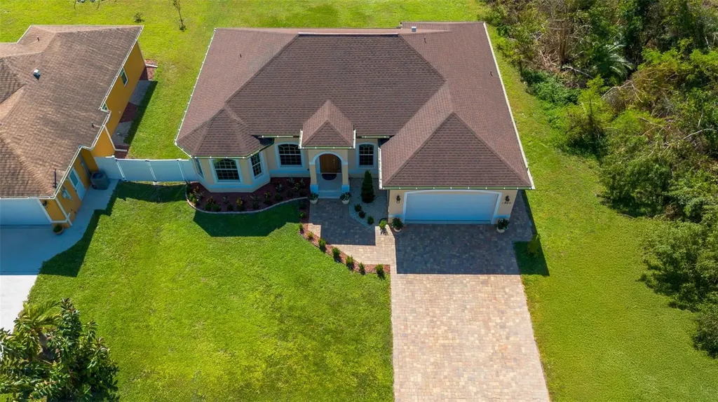 1900 Colleen Street Sarasota FL 34231