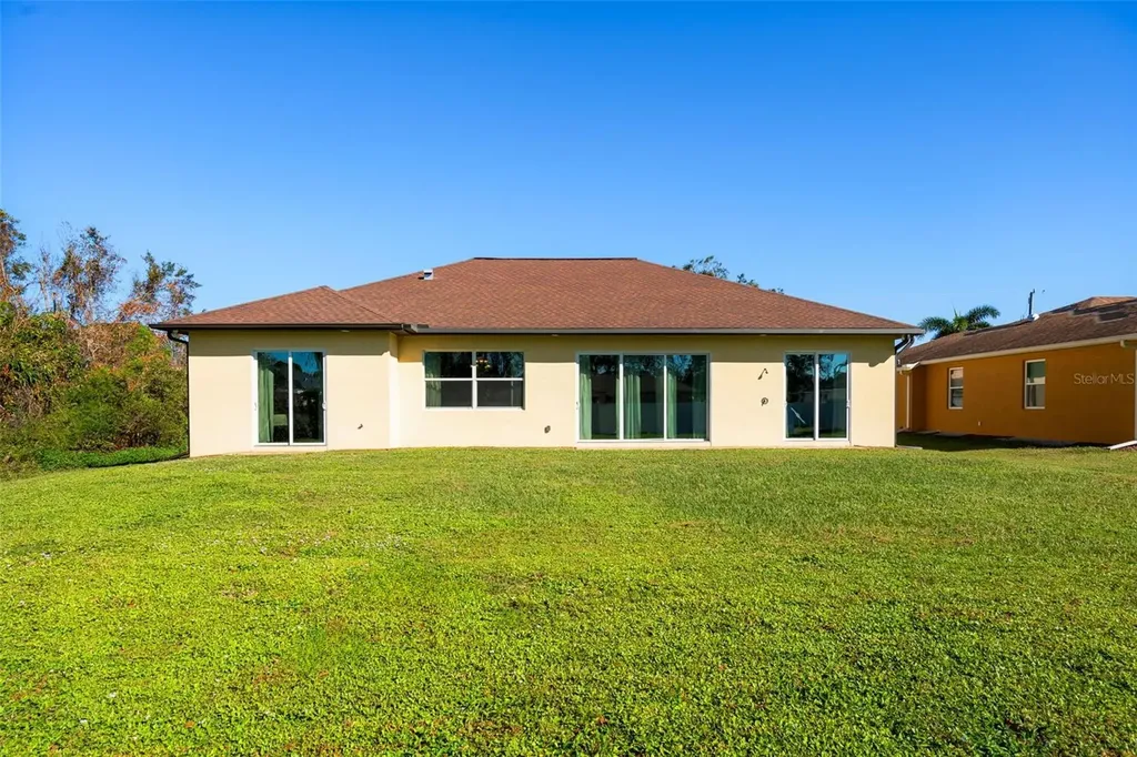 1900 Colleen Street Sarasota FL 34231