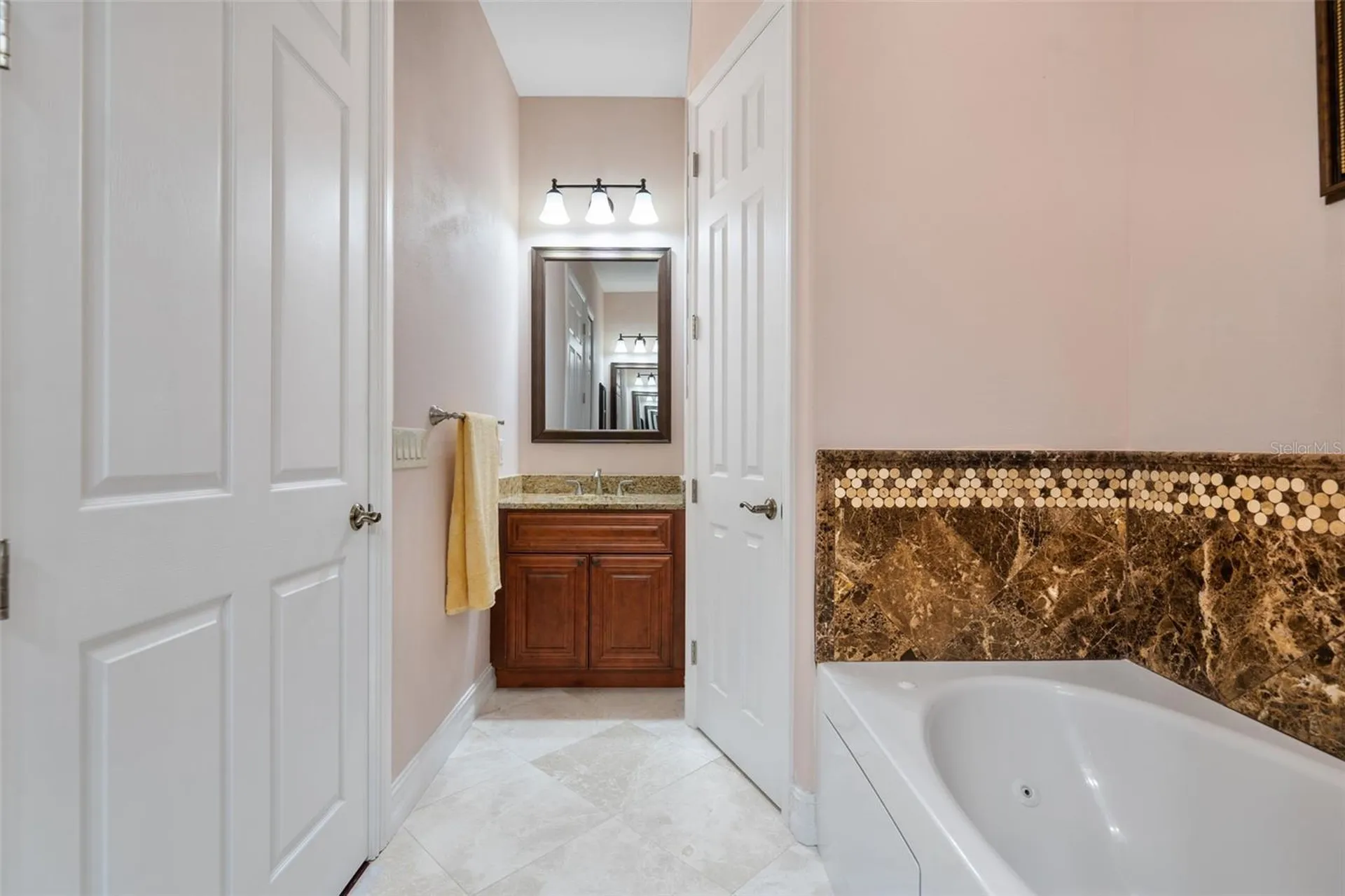 1900 Colleen Street Sarasota FL 34231