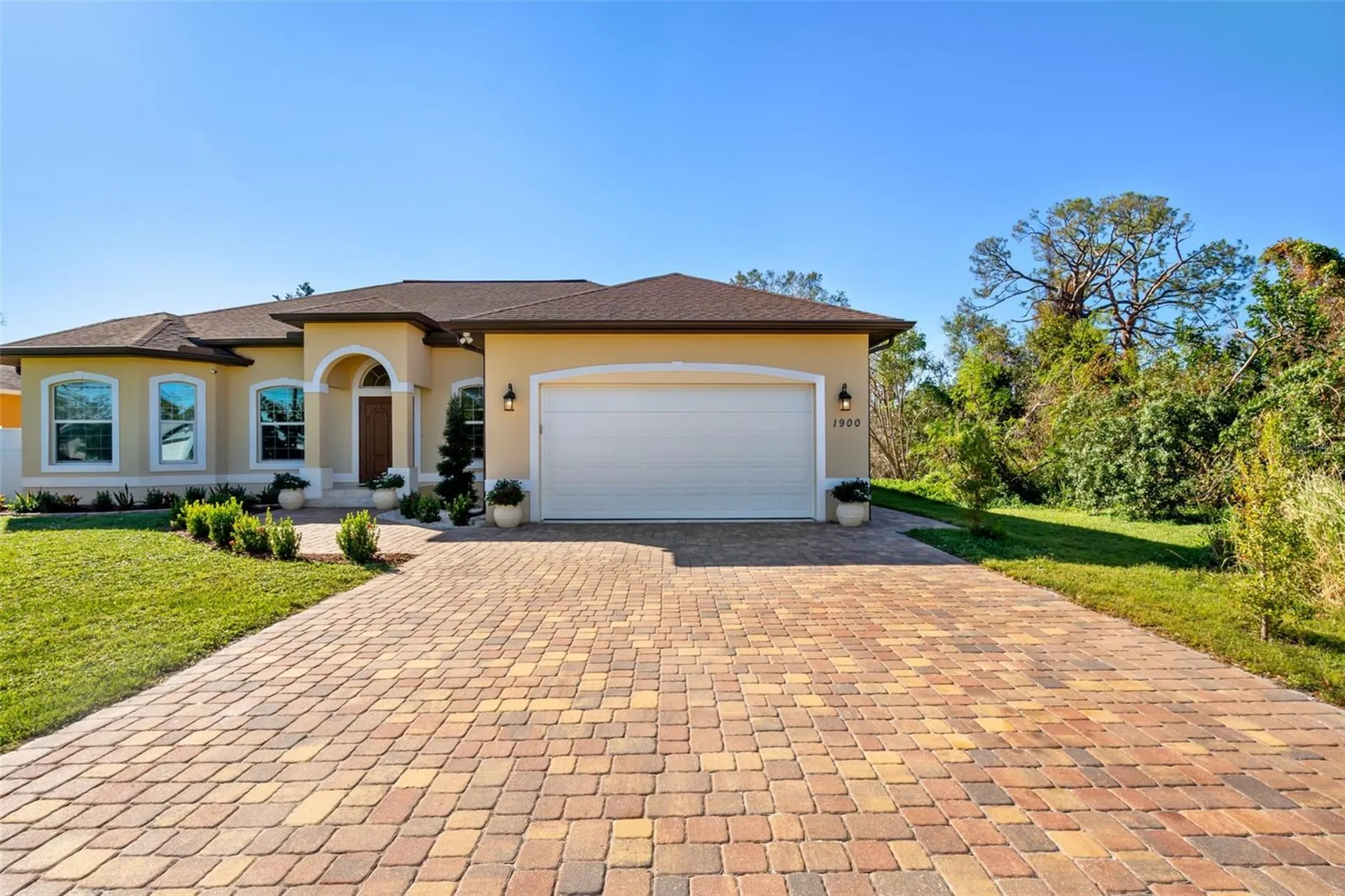 1900 Colleen Street Sarasota FL 34231