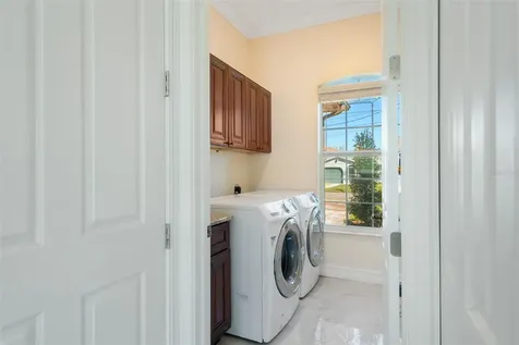 1900 Colleen Street Sarasota FL 34231