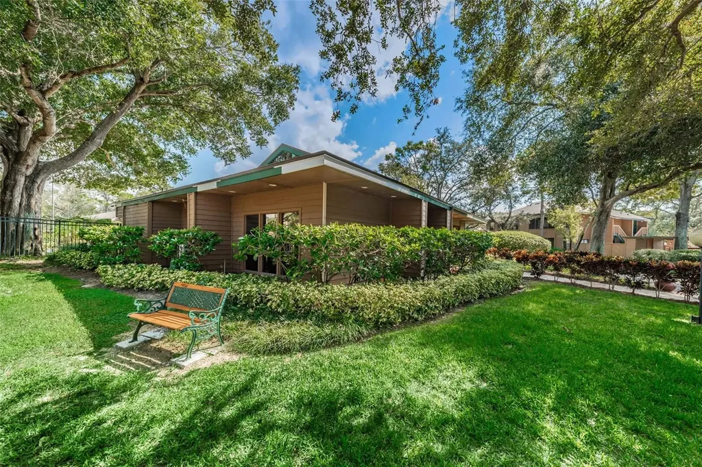 802 Lennox Road W Palm Harbor FL 34683