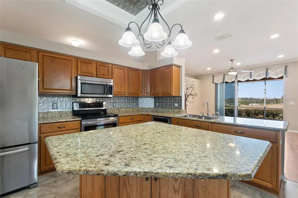 2190 Caxton Avenue Clermont FL 34711