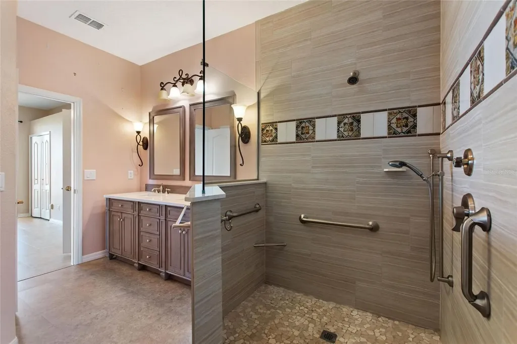 2190 Caxton Avenue Clermont FL 34711