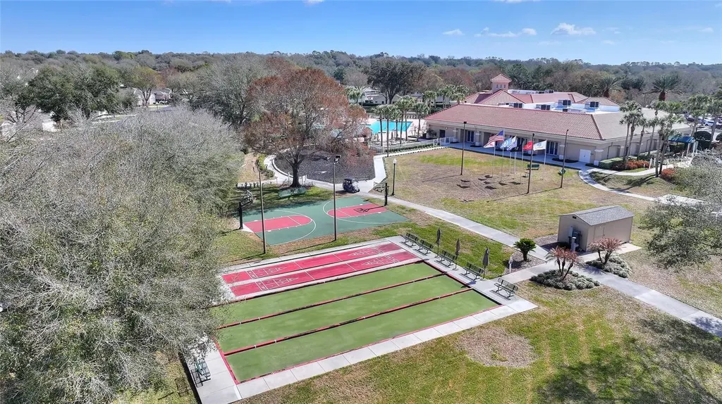 2190 Caxton Avenue Clermont FL 34711