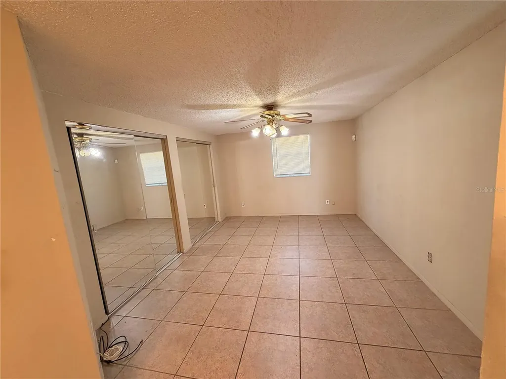 10213 Explorer Court Tampa FL 33615