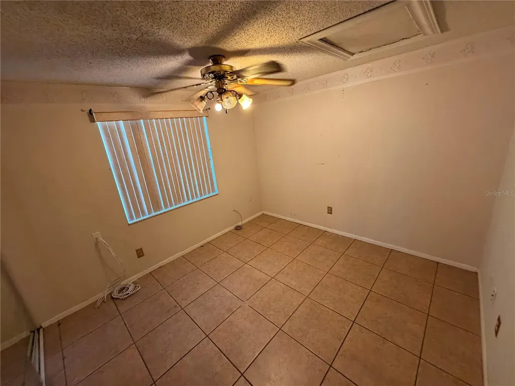 10213 Explorer Court Tampa FL 33615