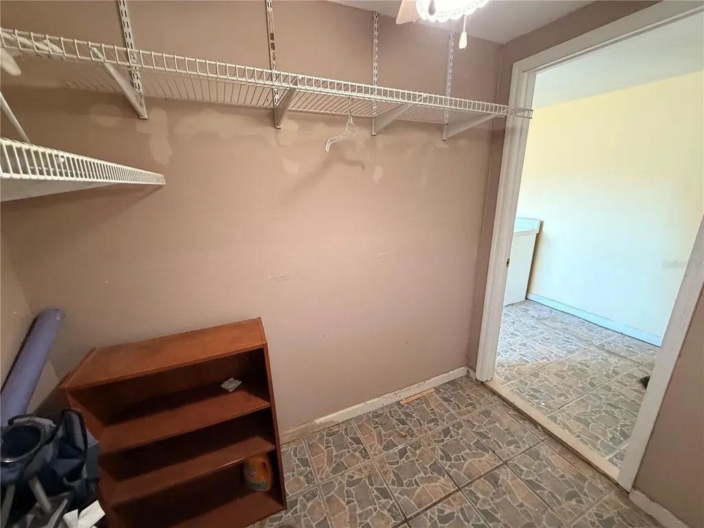 10213 Explorer Court Tampa FL 33615