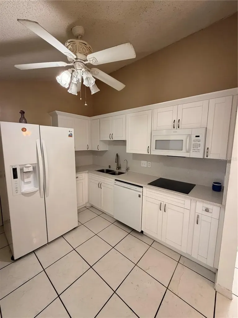 10213 Explorer Court Tampa FL 33615