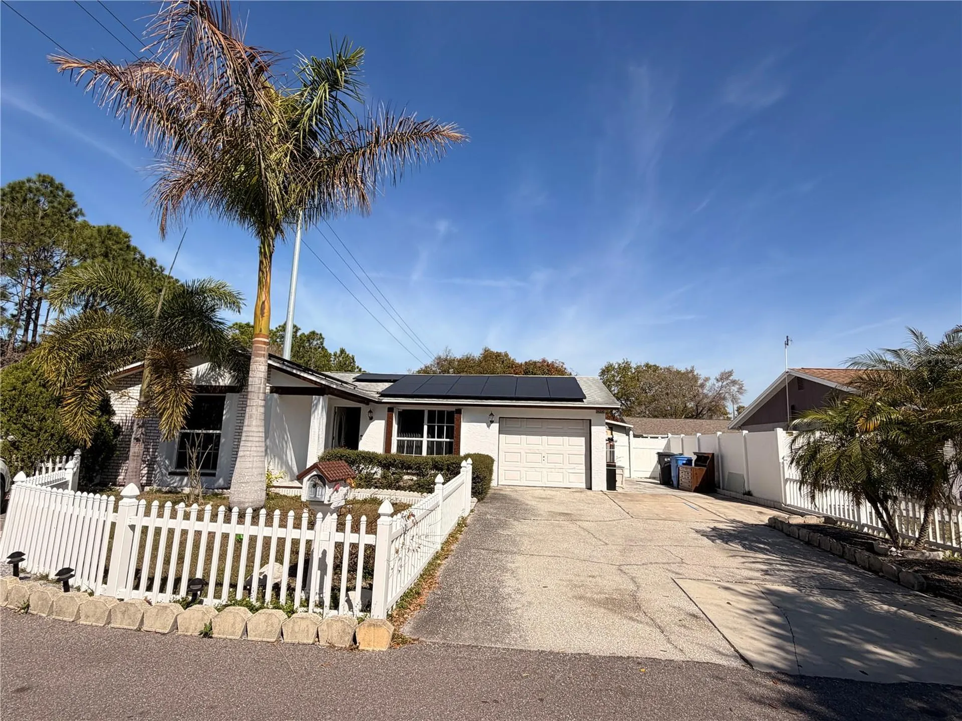 10213 Explorer Court Tampa FL 33615