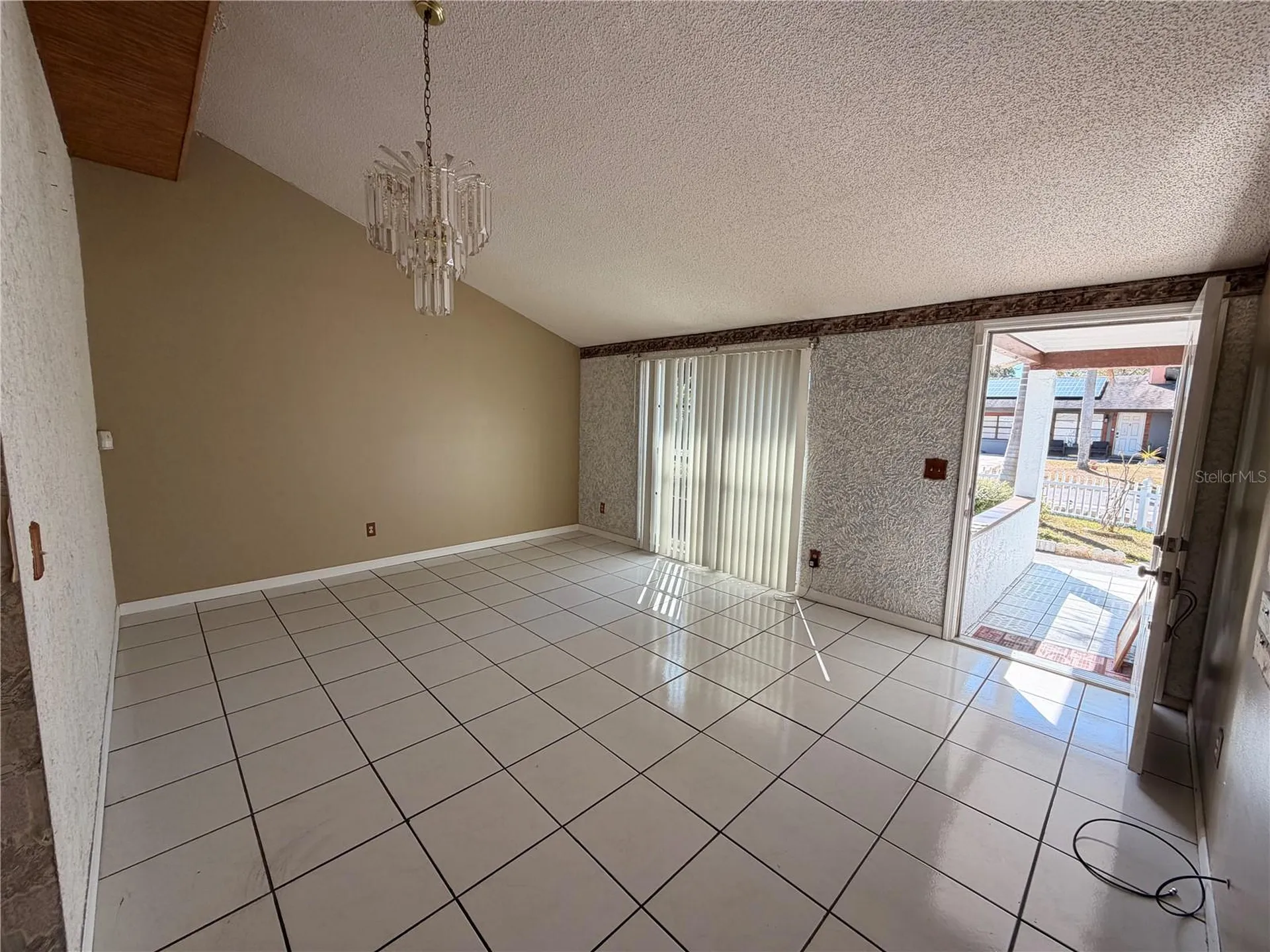 10213 Explorer Court Tampa FL 33615