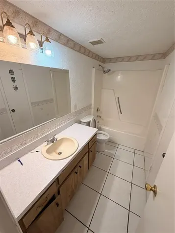 10213 Explorer Court Tampa FL 33615