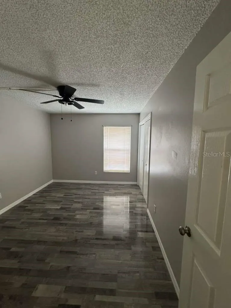 911 Oak Ridge Orlando FL 32809