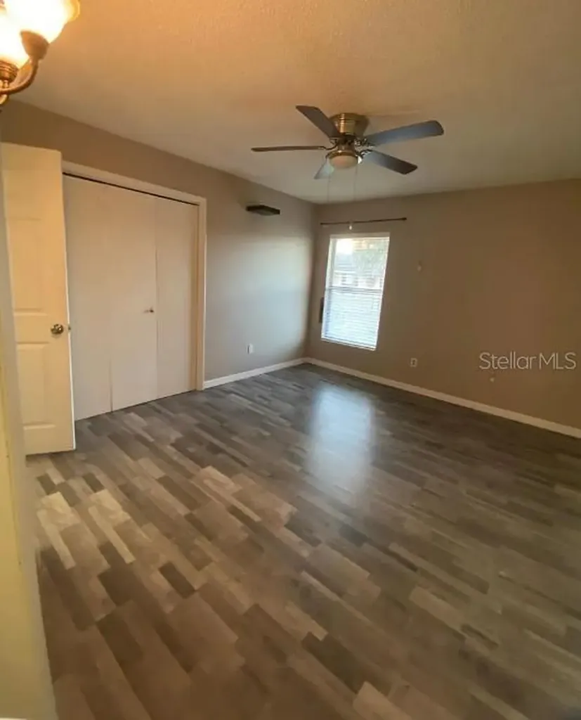 911 Oak Ridge Orlando FL 32809