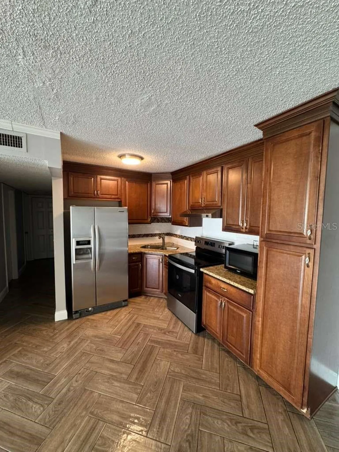 911 Oak Ridge Orlando FL 32809