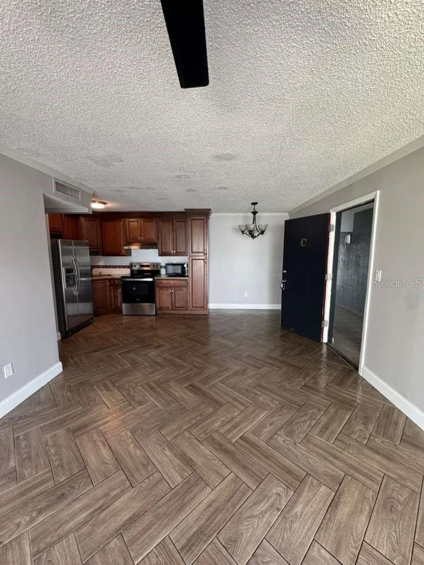 911 Oak Ridge Orlando FL 32809