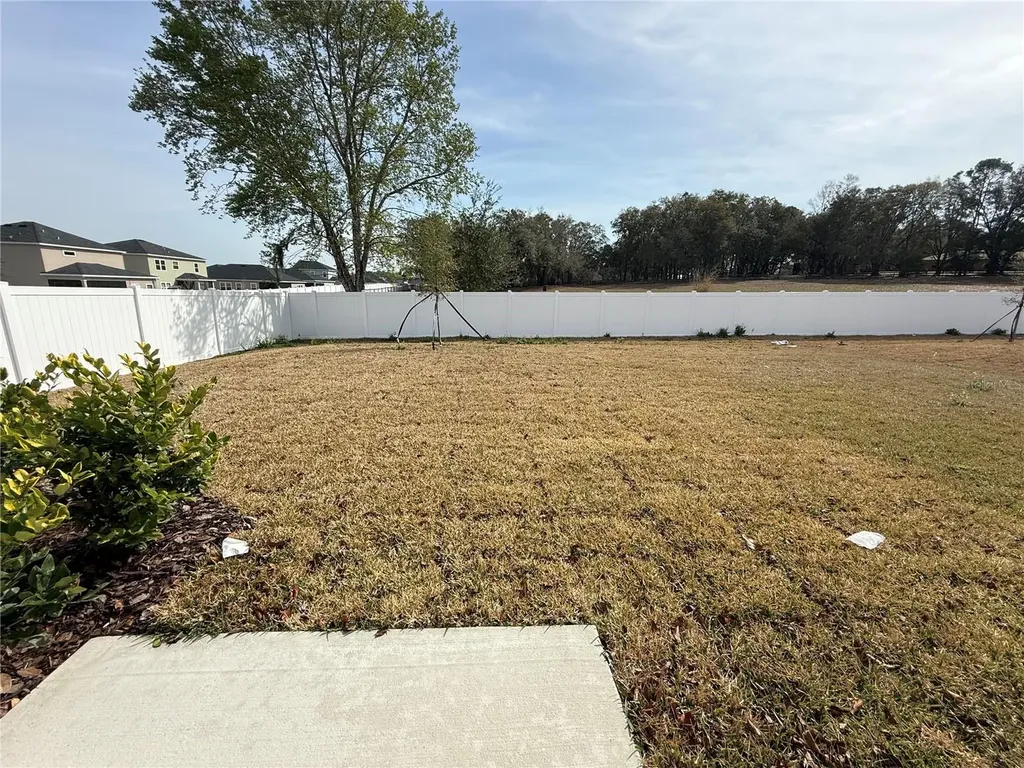 3809 NE 32nd Court Ocala FL 34479
