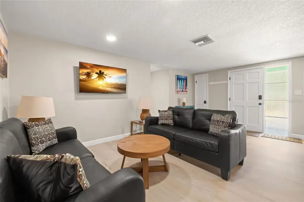 201 South Street Palm Harbor FL 34683