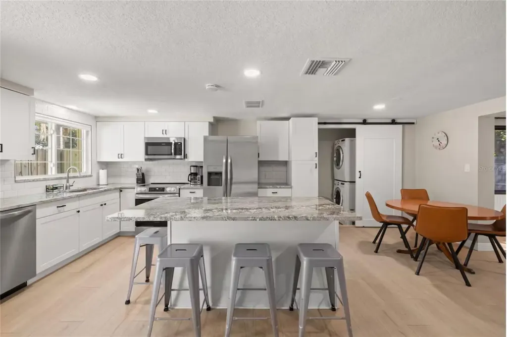 201 South Street Palm Harbor FL 34683
