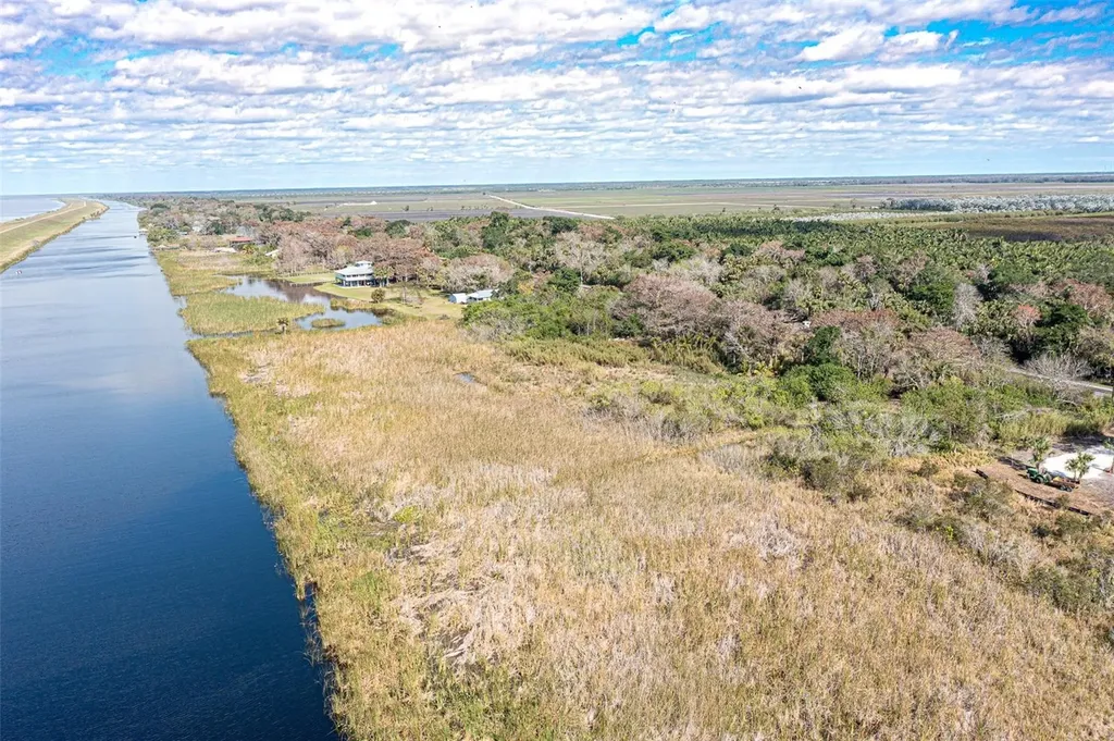 15460 SW Conners Highway Okeechobee FL 34974