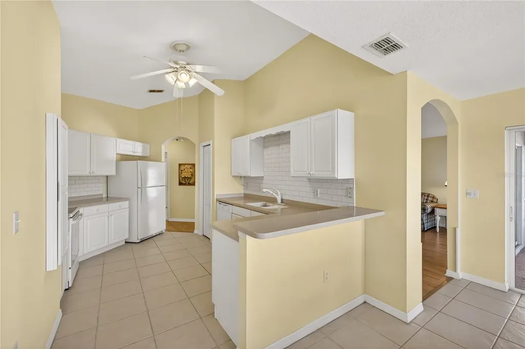 10824 Collar Drive San Antonio FL 33576
